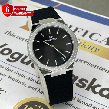 Luxury Octagonal Dial Men's Analog Qurtaz Movement Watch With Silicone Straps & Magnetic Lock